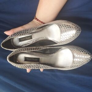 Whitehouse blackmarket heels